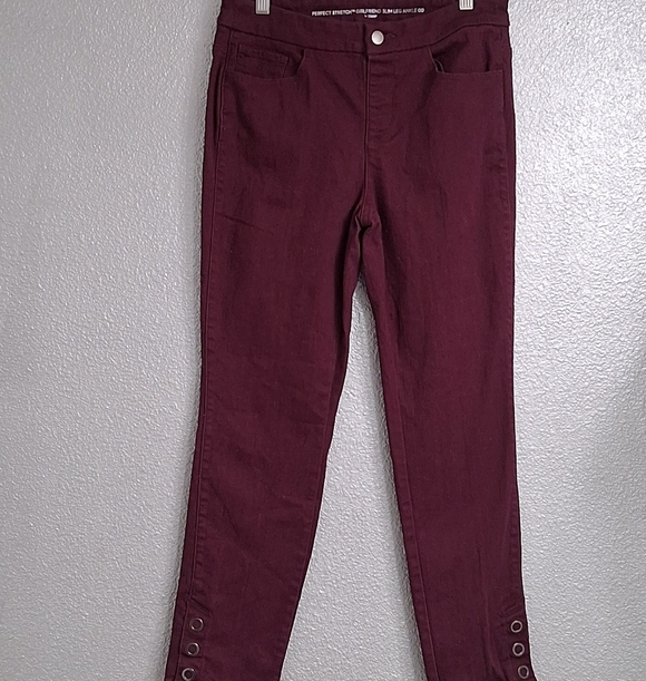 Chicos Girlfriend Slim Leg Ankle In Plum Size 00 - Picture 3 of 11